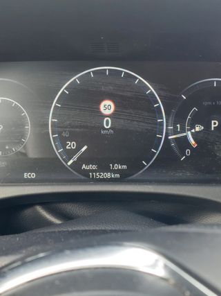 Jaguar XF automático color negro .