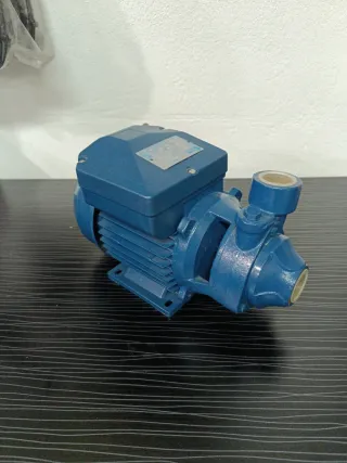 Bomba de agua 1"
