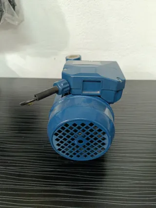 Bomba de agua 1"