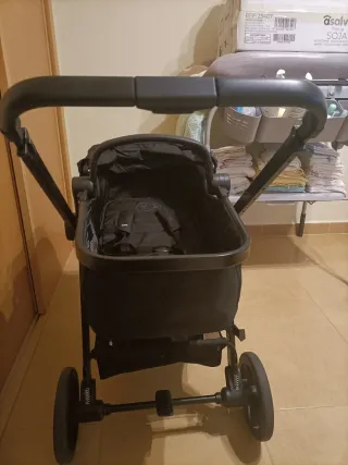 Carrito Kinderkraft con silla de coche