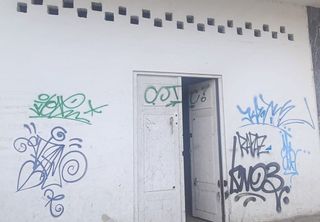 Local comercial en venta en Txagorritxu - El Pilar en Vitoria-Gasteiz