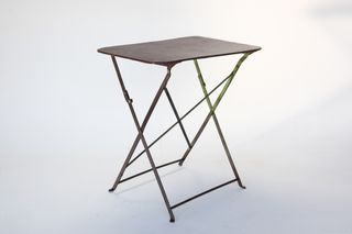 Tavolo pieghevole da giardino in metallo verde vintage Francia anni '50