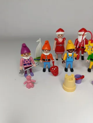 Playmobil Papa y Mamá Noel y Elfos
