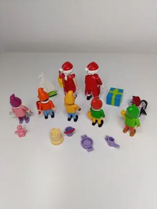 Playmobil Papa y Mamá Noel y Elfos