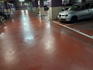 Garaje en venta en Centre en Hospitalet de Llobregat, L´