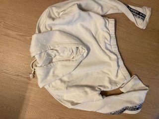 Sudadera Adidas Blanca con Logo