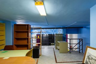 Local comercial en venta en Camino Viejo de Málaga en Vélez-Málaga