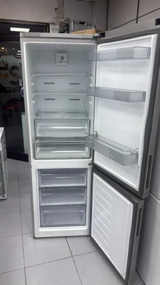 ♧nevera grundig 1,85m + garantía + envio♧