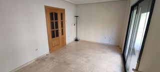 Piso en venta en Santa Cruz - Industria - Polígono Campollano en Albacete