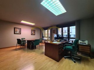 Oficina en venta en Milán - Pumarín - Teatinos en Oviedo
