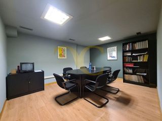 Oficina en venta en Milán - Pumarín - Teatinos en Oviedo