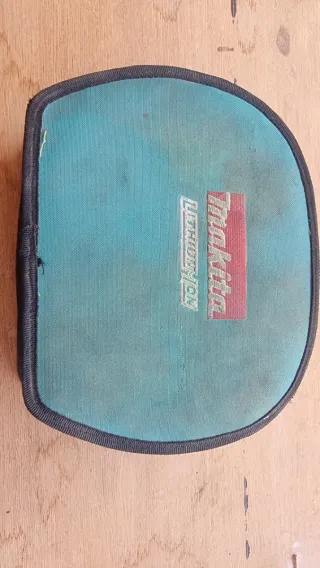 Atornillador a batería Makita