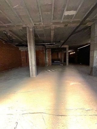 Local comercial en venta en Parque de la Bombilla-Pla de Rascanya en Llíria