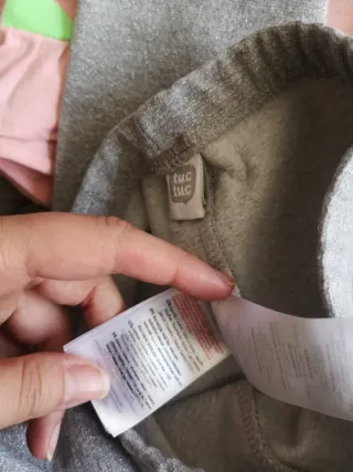 Conjunto treino gatos menina