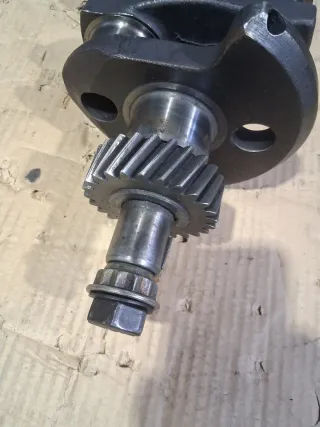 Cigüeñal Mercedes om 681