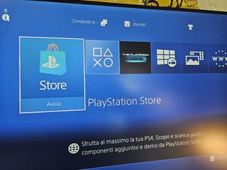 Playstation 4 500GB Revisionata + Joypad