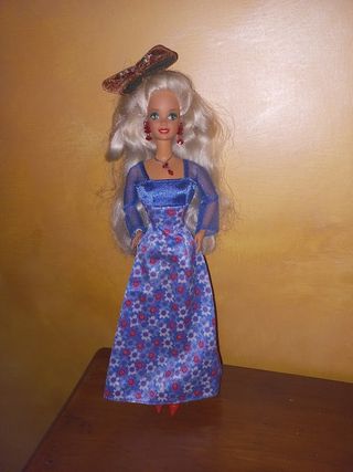 Barbie Happy Holidays 1991