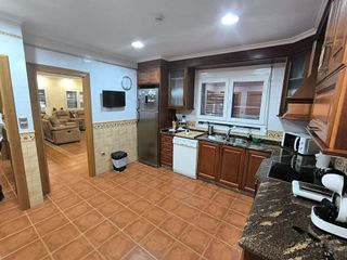 Chalet en venta en Yecla