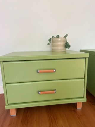 Mesitas de noche verdes (2 unidades)