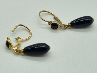 Pendientes antiguos oro 18K con piedra negra