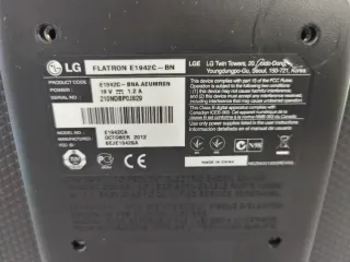 Monitor LG FLATRON E1942 extra plano