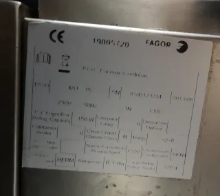 Nevera expositora Fagor ingredientes