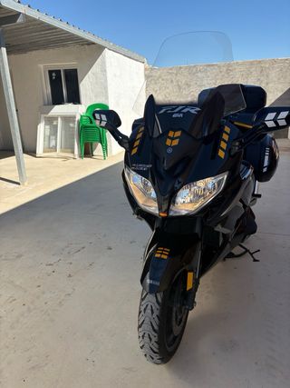 Yamaha FJR 1300 AS Negra