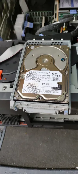 Servidor IBM Netfinity