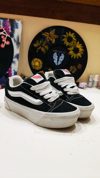 Zapatillas Vans Knu Skool Negras Plataforma Y2K