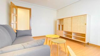 Piso en alquiler en Cuatro Caminos en Santander