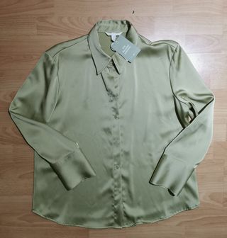 Camisa H&M satinada verde