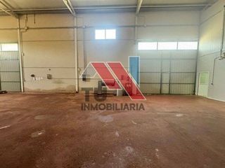 Nave industrial en venta en Torrijos