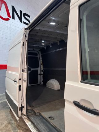 Volkswagen Crafter L4H3 2023