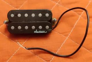 Pastilla guitarra Jackson Humbucker