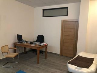 Local comercial en venta en Chaparil - Torrecilla en Nerja