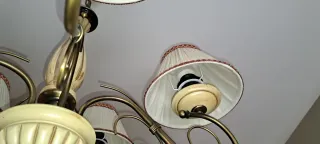 Lámpara de techo 5 tulipas seda.