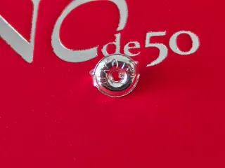 Pendientes Uno de 50 Plata