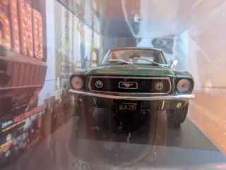 Ford Mustang GT 390 (1968) y Shelby GT 350R (2016)