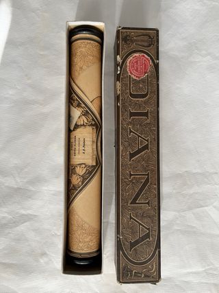 Rollo de pianola de papel antiguo