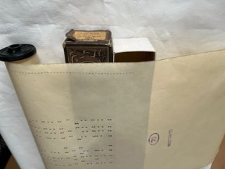 Rollo de pianola de papel antiguo