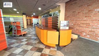 Local comercial en alquiler en Els Pavos en Blanes