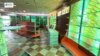 Local comercial en alquiler en Els Pavos en Blanes