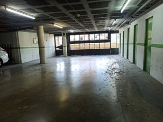 Garaje en venta en Molins de Rei