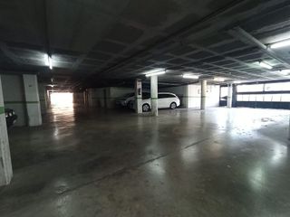 Garaje en venta en Molins de Rei