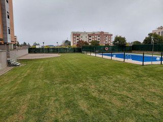 Local comercial en venta en Lardero