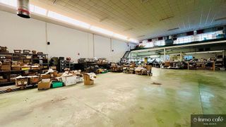 Nave industrial en venta en Villena