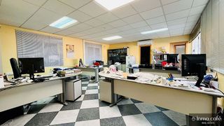 Nave industrial en venta en Villena