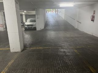 Garaje en alquiler en Ciudad Jardín - Zoco en Córdoba