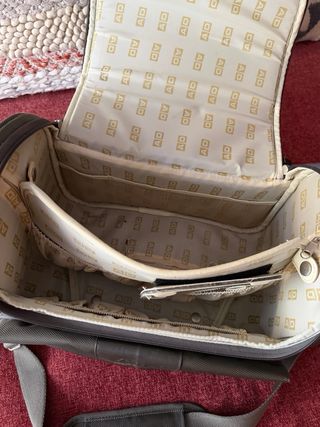 Neceser Adolfo Dominguez Verde Oliva