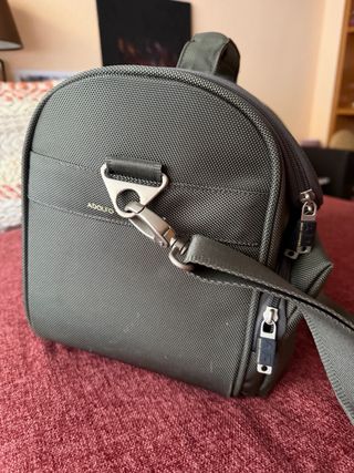 Neceser Adolfo Dominguez Verde Oliva